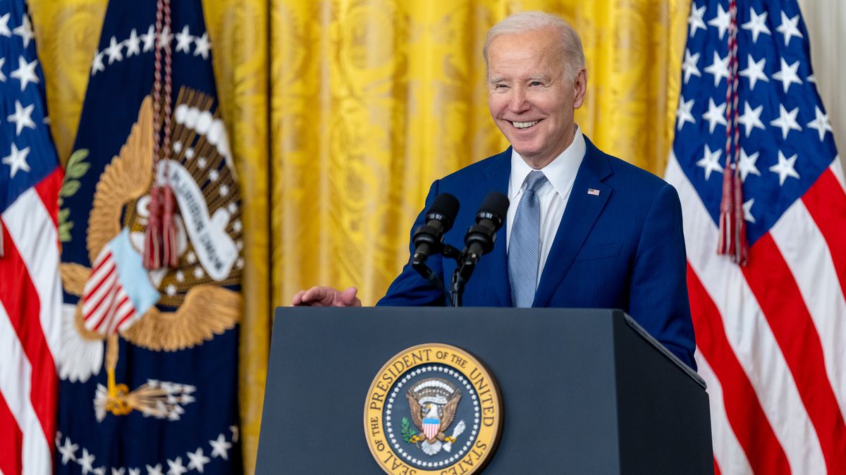 Biden podepsal zákon, který USA umožní vyhnout se platební neschopnosti